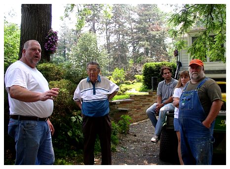 2001 - The team, working hard.JPG